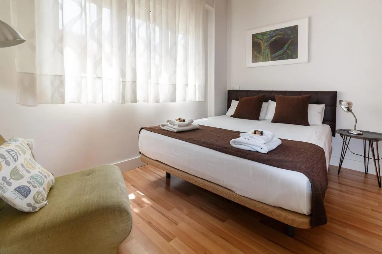 아파트 Apt. Balcon Alcazaba, Soleado En Centro Historico 말라가